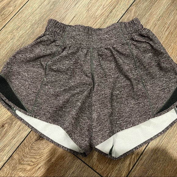 lululemon athletica Pants - Lululemon hotty shorts size 2 tall